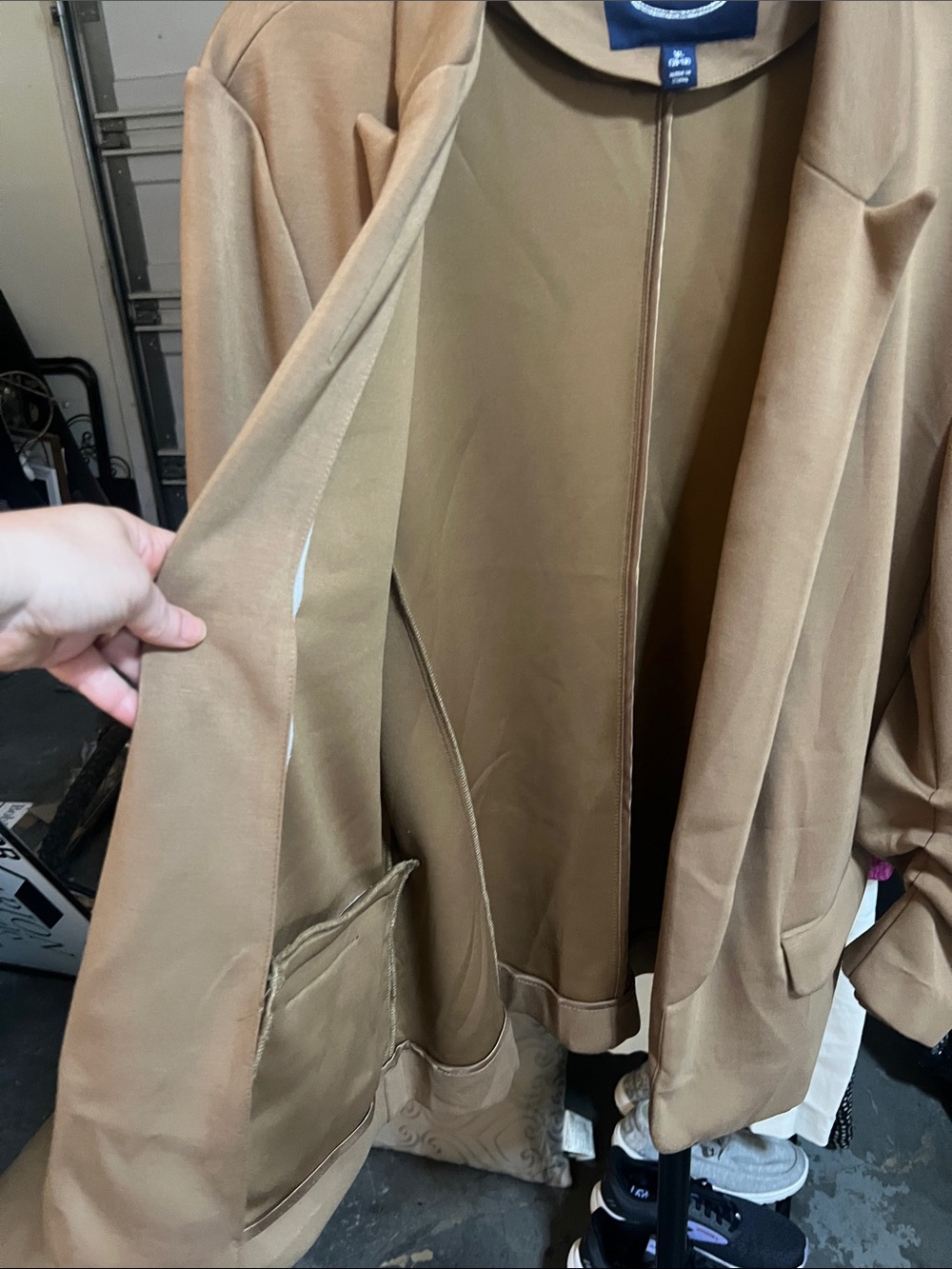 Scoop NYC Tan Open-Front Blazer - Picture 5 of 6
